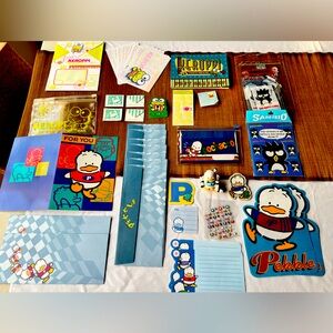 Vintage 1990s Sanrio bundle-Ahirunopekkle, Badtz-Maru, Kerokeroke 50+ pieces